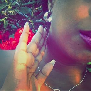 C+I La Line Sculpted Click-Top Hoop Earrings